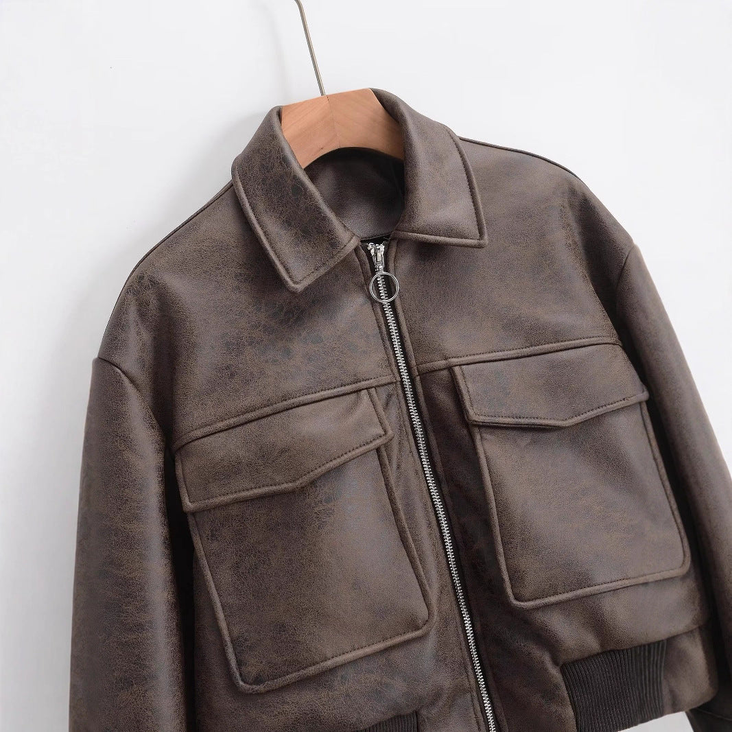 Kvinder cropped faux læderjakke med patchlommer Stilla