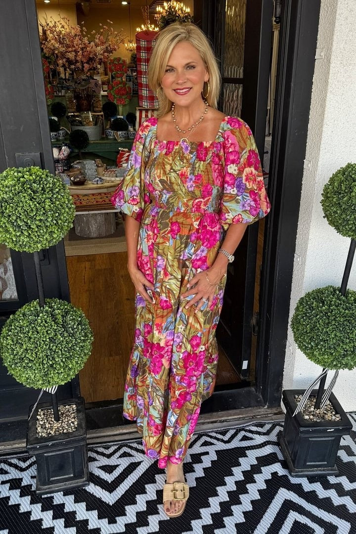 Dame maxikjole med voluminøse puffærmer og floral design Stilla