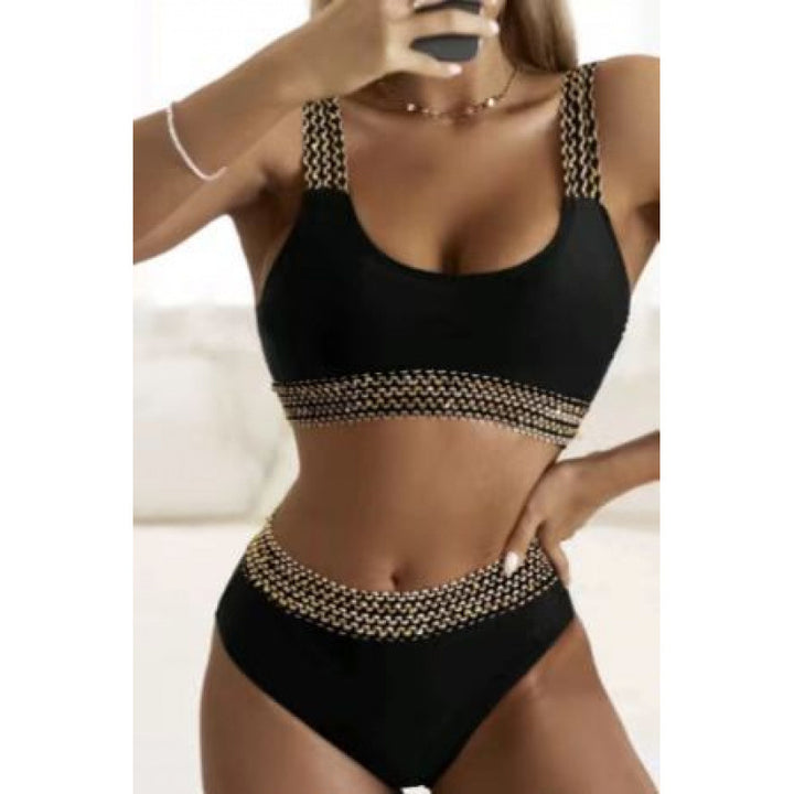Damebikini med elegante kædetraséer og høj benudskæring Stilla