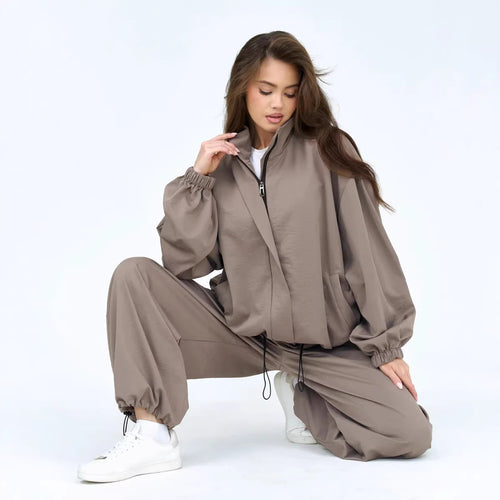 Dame casual tracksuit med hætte og elastiske manchetter