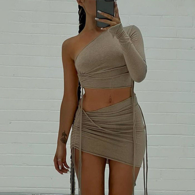 Dame Crop-Top og Miniskørt Sæt med off-shoulder Design og Rüschen Stilla