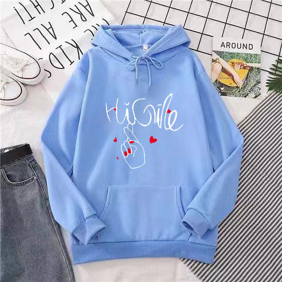 Dame hoodie med kreativt grafisk design Skovae