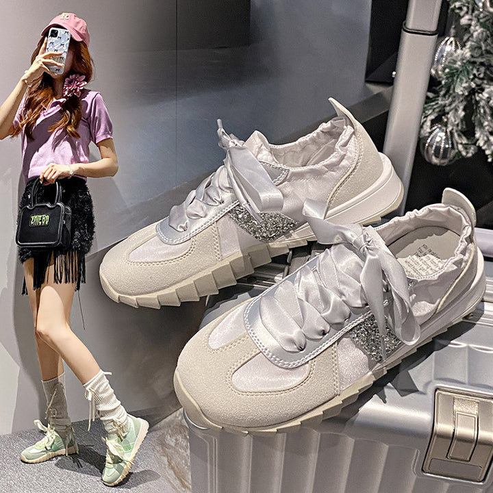 Dame Sporty Sneakers med justerbare satinbånd og åndbar overfladestruktur Stilla