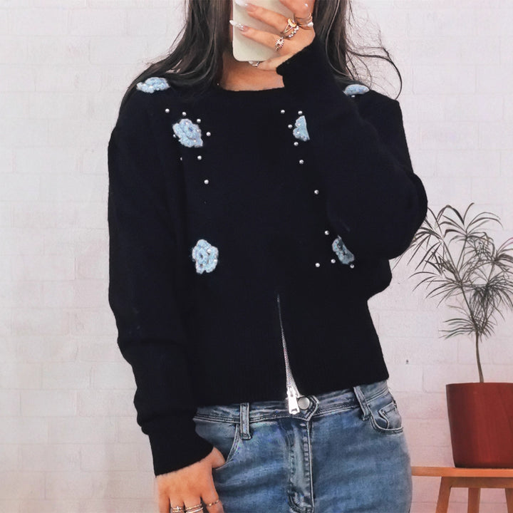 Dames fashionable strik sweater med blomsterapplikationer og dekorative perler Stilla