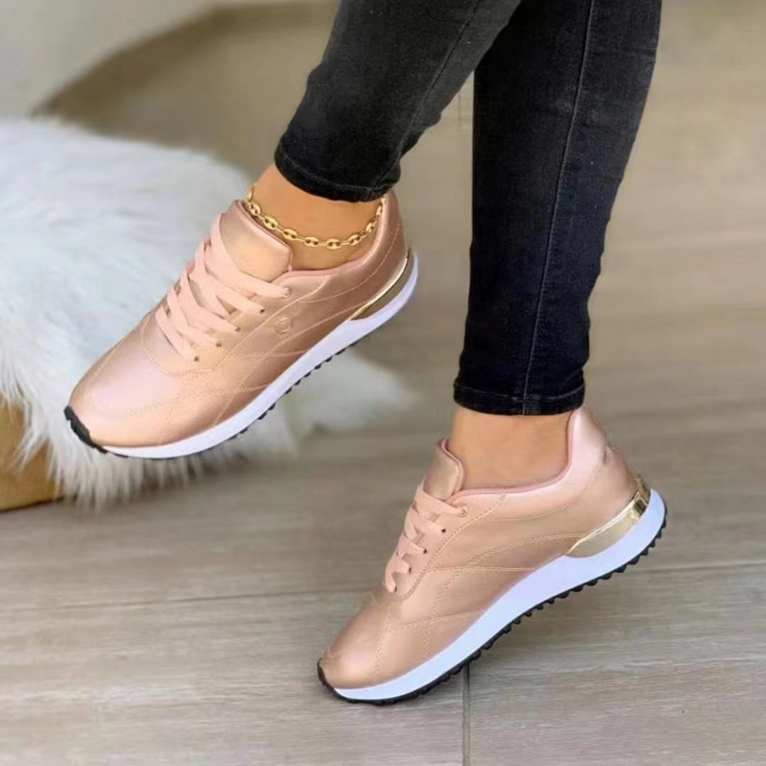Dame Sporty Sneakers Stilla