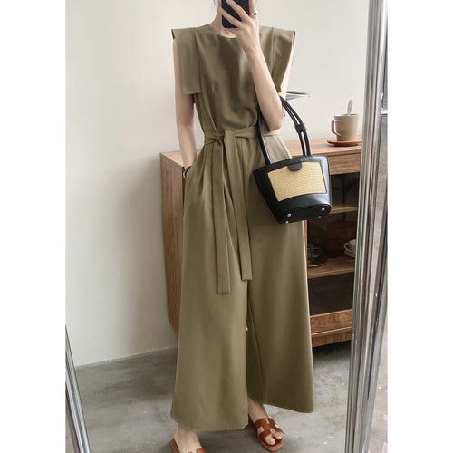 Dame jumpsuit med strukturerede skuldre og sidelommer Stilla