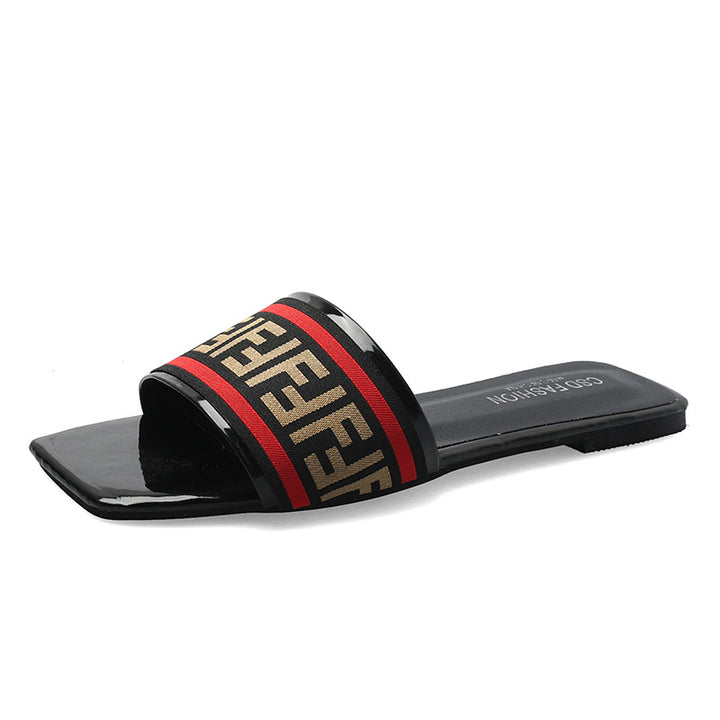 Dame sandaler med moderigtig bred rem og stabil sål Stilla