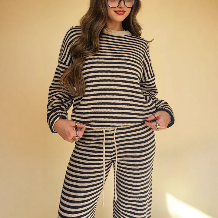 Kvinders afslappede stribede sweater i blødt materiale