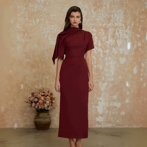 Dame Elegant aften kjole med off-shoulder design og raffinerede draperinger Skovae