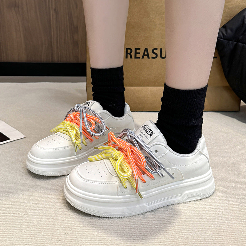 Dame Sneakers med innovativt snøresystem og åndbar mesh-overflade Stilla