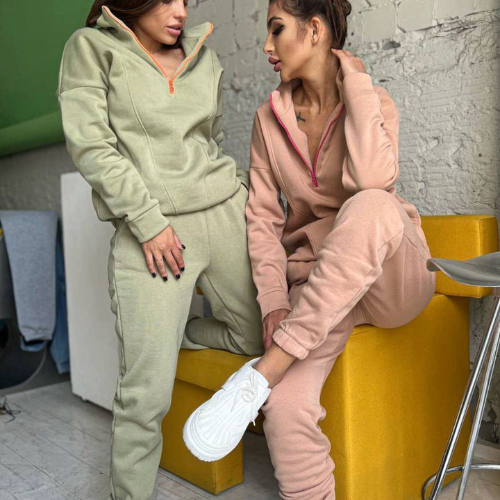 Dame sporty fleece loungewear sæt med praktisk lynlås Skovae