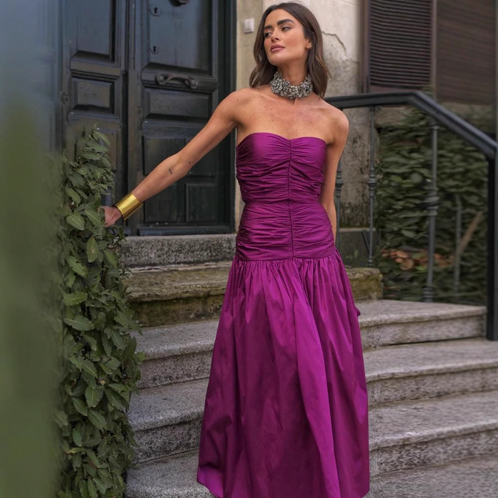 Dame slidstærk aftenkjole med elegant plissé og off-shoulder snit Stilla