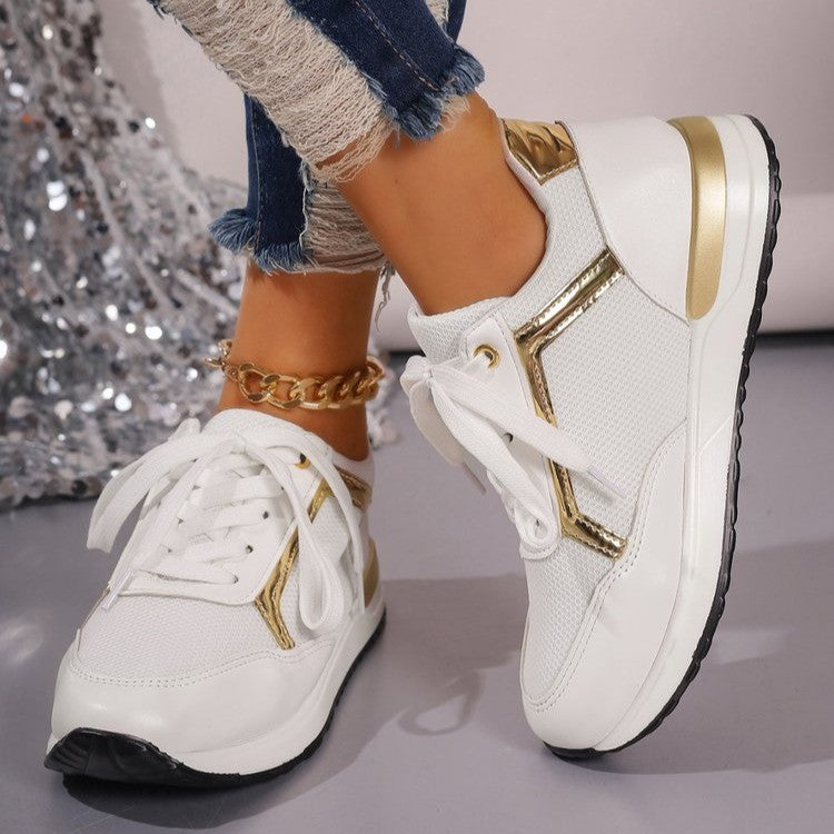 Dame Sporty Sneakers med moderigtige guldaccent og åndbar mesh-overflade Stilla