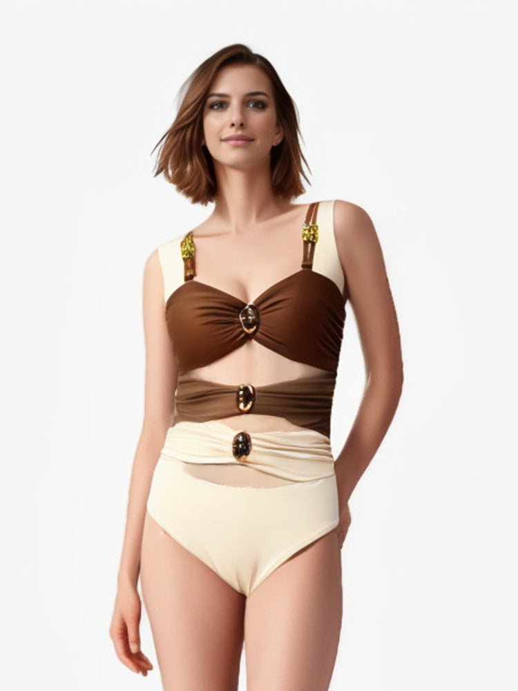 Dame Bikini-top med stilfulde cut-outs og dekorative smykkeelementer Stilla