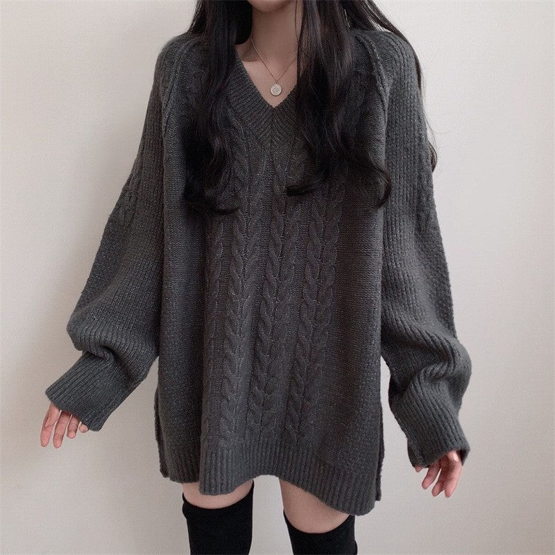 Kvindernes oversized strikket sweater med kabelmønster og V-hals Stilla