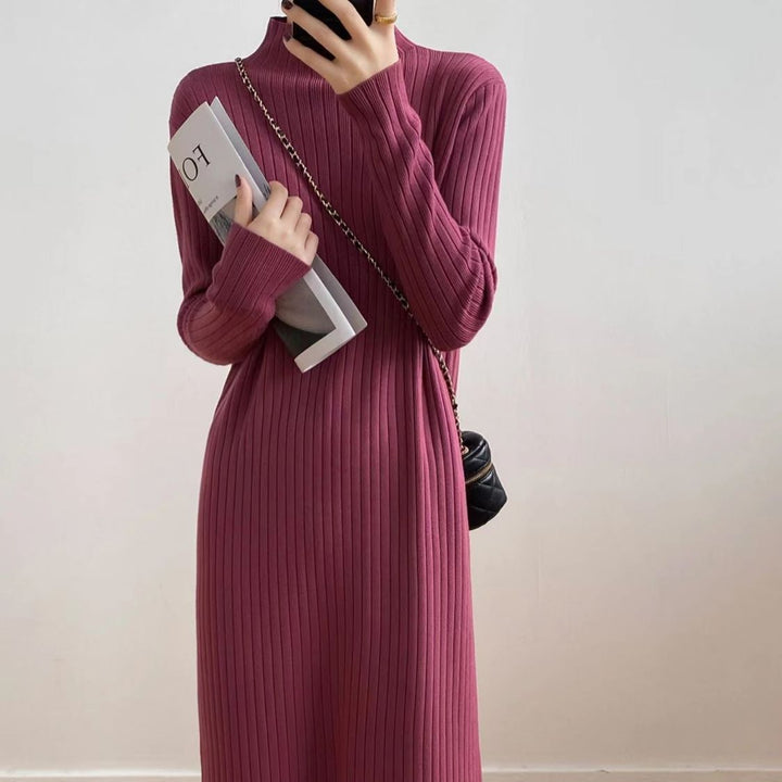 Femme Ribbet Midi Pulloverdress Stilla
