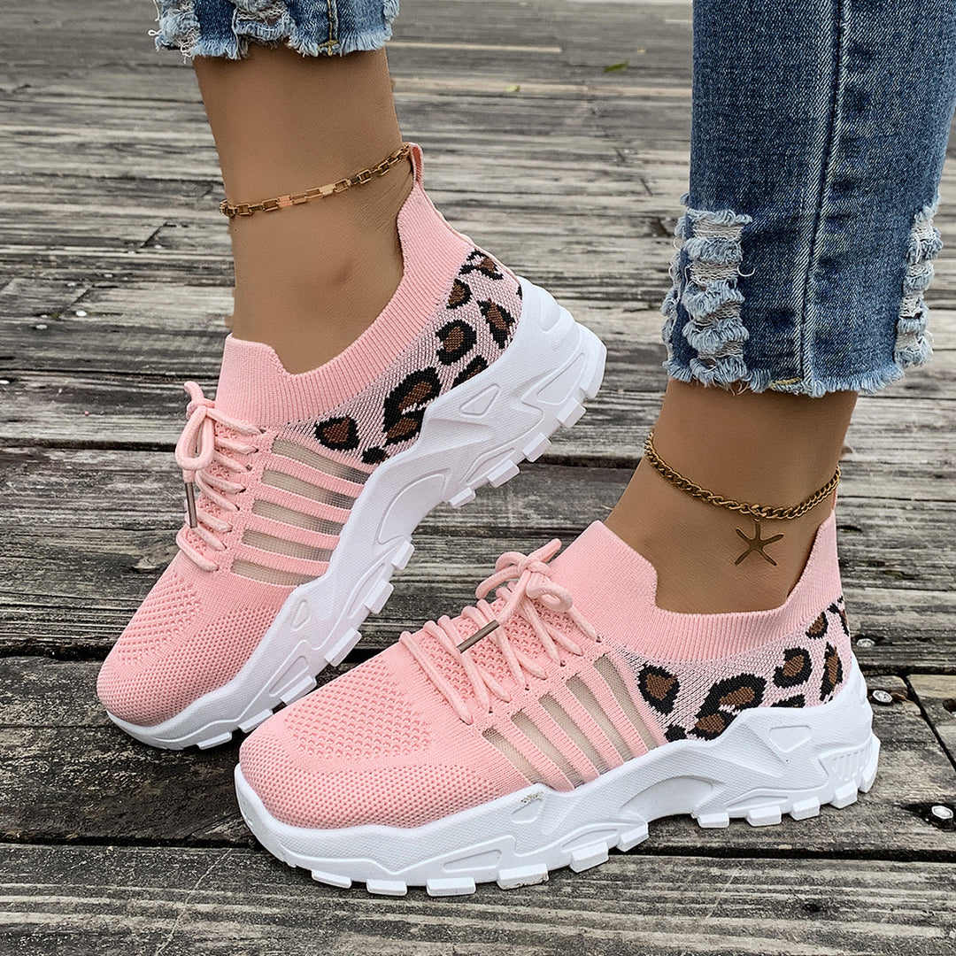 Dame Sporty Sneakers med åndbart strikket overflade og fleksibelt såleprofil Stilla