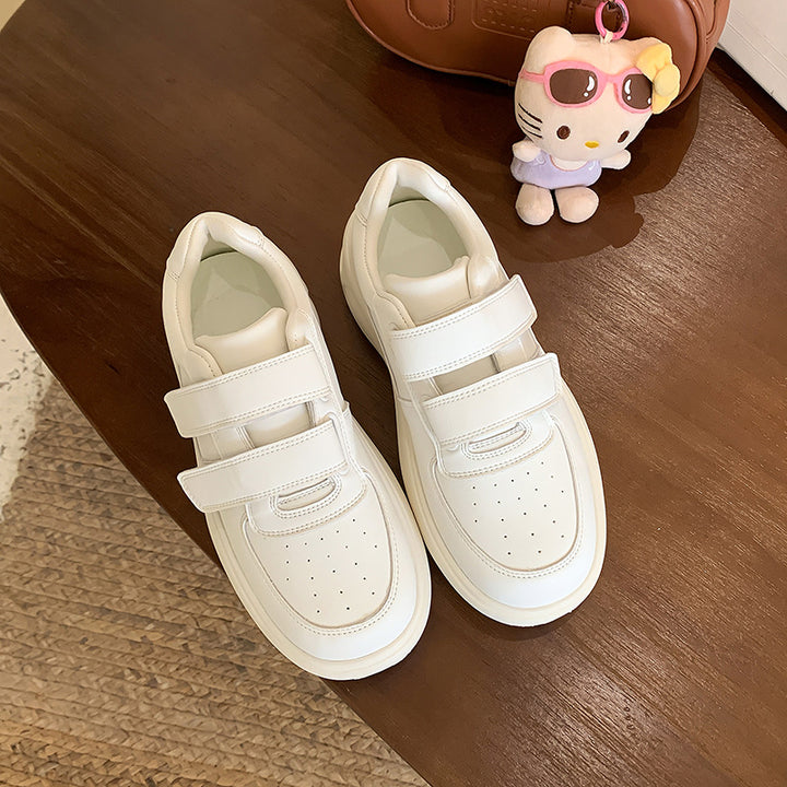 Dame Sneakers med brede velcro-lukninger og komfortabel plateau-sål Stilla