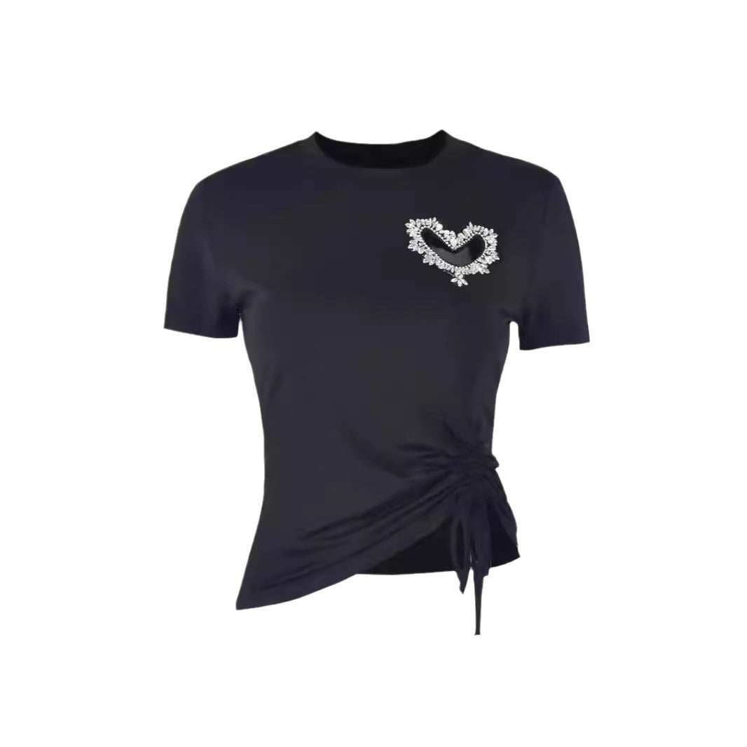 Dame tætsiddende T-shirt med hjerteudskæring og rynkning Skovae