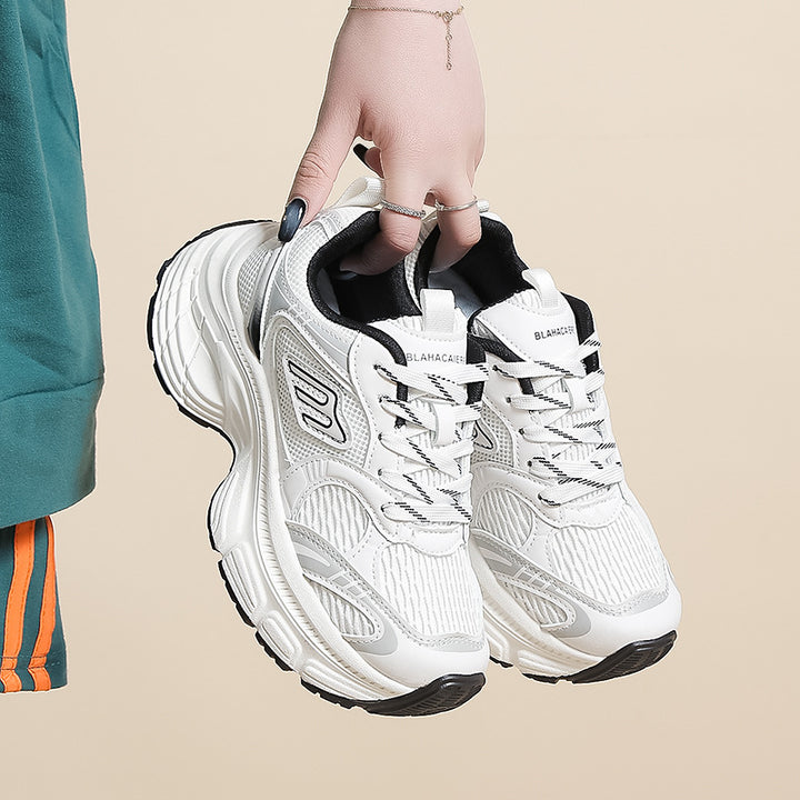 Dame Sporty Sneakers med åndbart mesh-overflade og højt udviklet dæmpningssystem Stilla