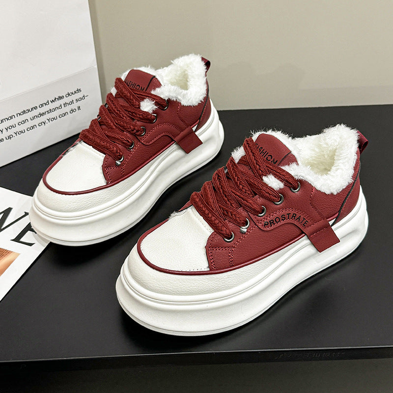 Dame behagelige sneakers med blødt for og plateau sål Stilla