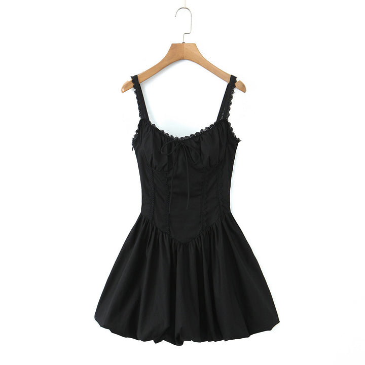 Damer sommerligt spaghetti-stropkjole med sarte flæsedetaljer og blødt bomuldsstof Stilla
