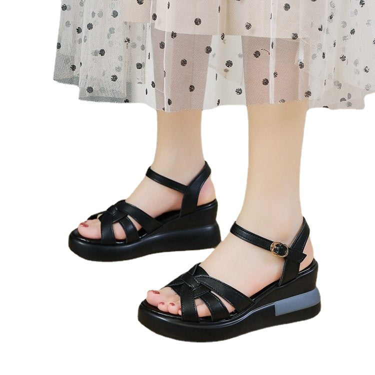 Dame nan flettet kile-sandal med justerbar ankelrem og ergonomisk plateau-fodseng Skovae