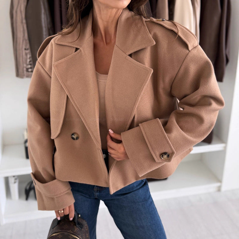 Kvinders oversized uldjakke med brede revers Stilla