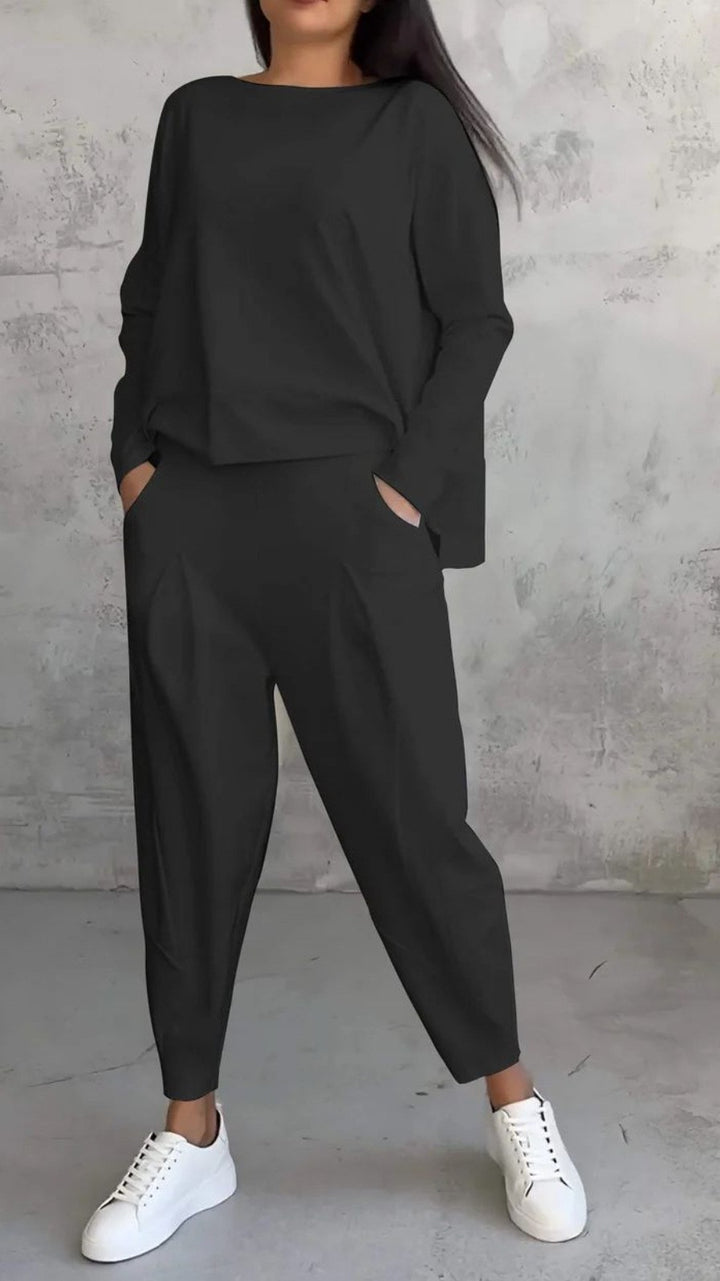 Dame afslappet jumpsuit-sæt med fashionable oversized snit og praktiske lommer Stilla