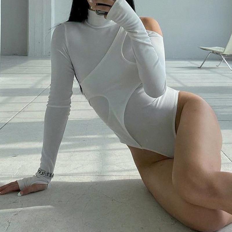 Dame Langærmet Bodysuit med innovativt asymmetrisk design og høj krave Stilla