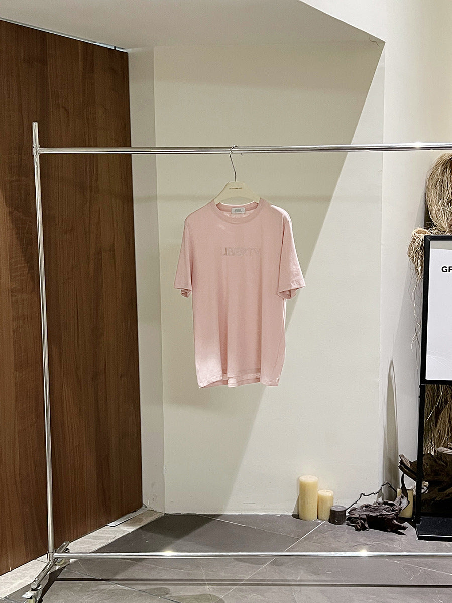 Dame T-shirt med moderne skrift og afslappet snit Stilla