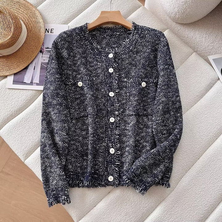 Kvinders cardigan med fuld knaplukning og elegant design Stilla