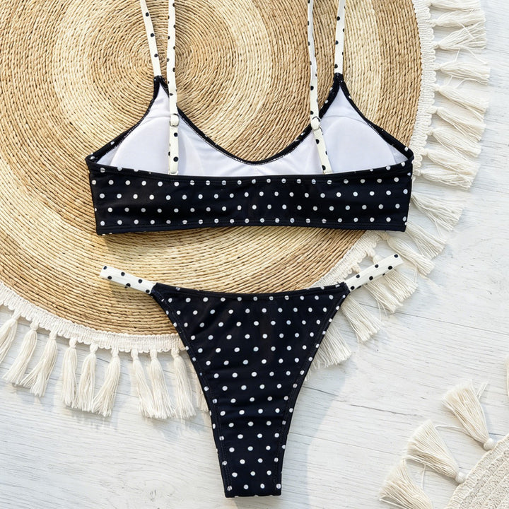 Dame triangel-bikini med legende prikkedesign og justerbare stropper Skovae