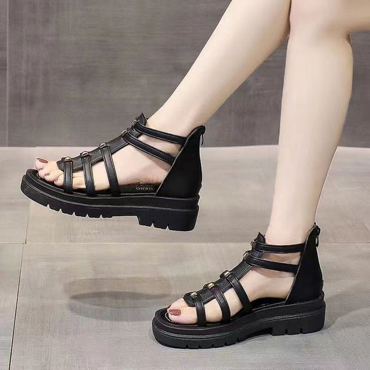 Dame nan gladiatoriske plateau sandals med polstret komfortfodbøjle, profileret plateau sål og baglynlås Skovae