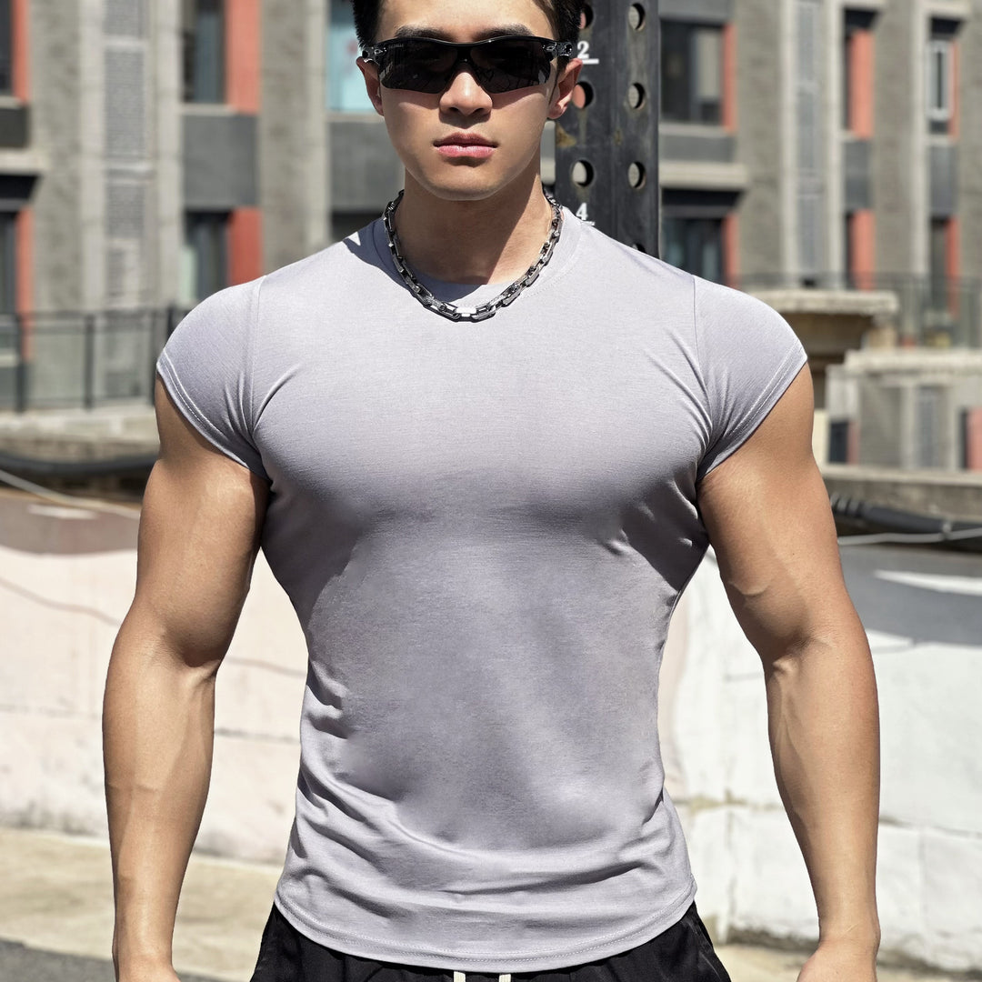 Herre muskuløs fitnessshirt med innovativt snit og åndbar teknologi Stilla