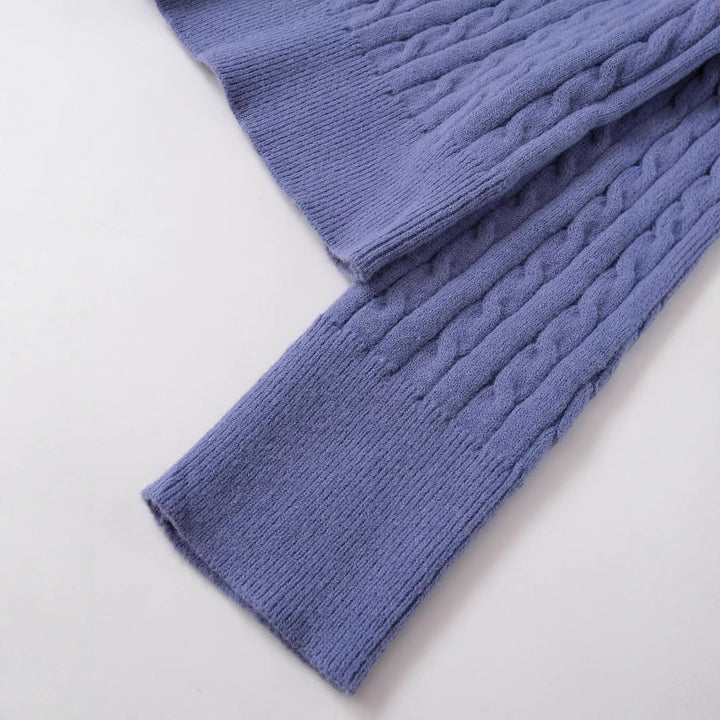 Dame moderner strikpullover med fletmønster Stilla