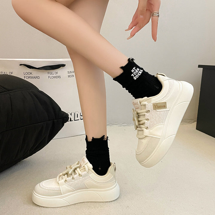Dame Sneakers med moderigtig profilsåle og åndbart mesh-overflade Stilla