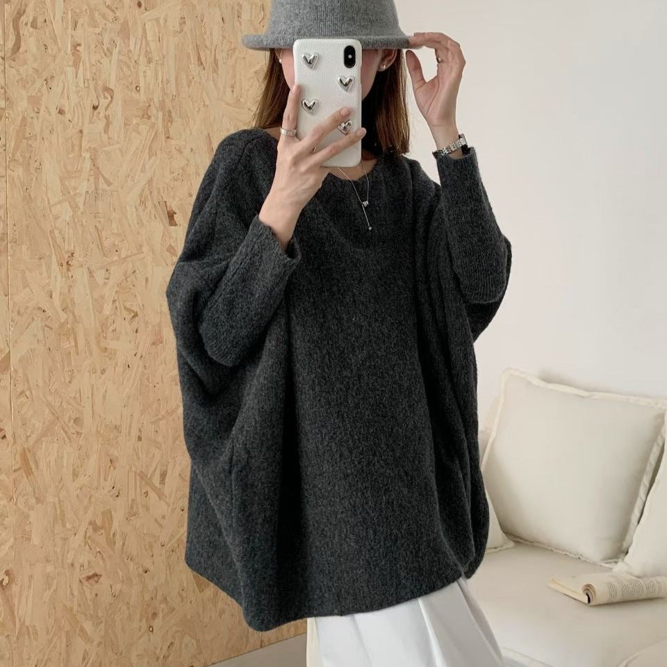 Kvinders oversized strikket sweater med en afslappet skæring og dramatiske ærmer Stilla