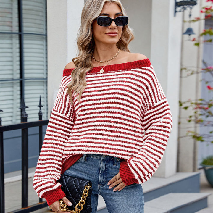 Dame Rund hals strikket sweater med off-shoulder design og stribet mønster Stilla