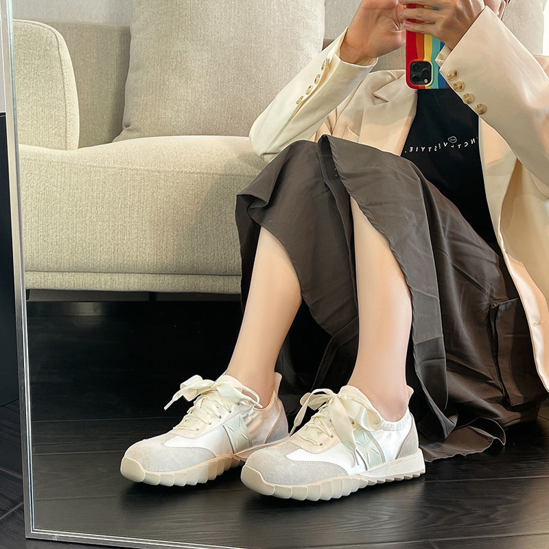 Dame Sporty Sneakers med elegante Satin- og Nubuck-elementer Stilla