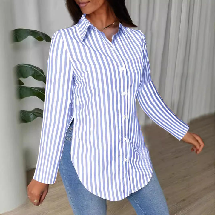 Dame klassisk stribet bluse med moderne snit og fine detaljer Stilla