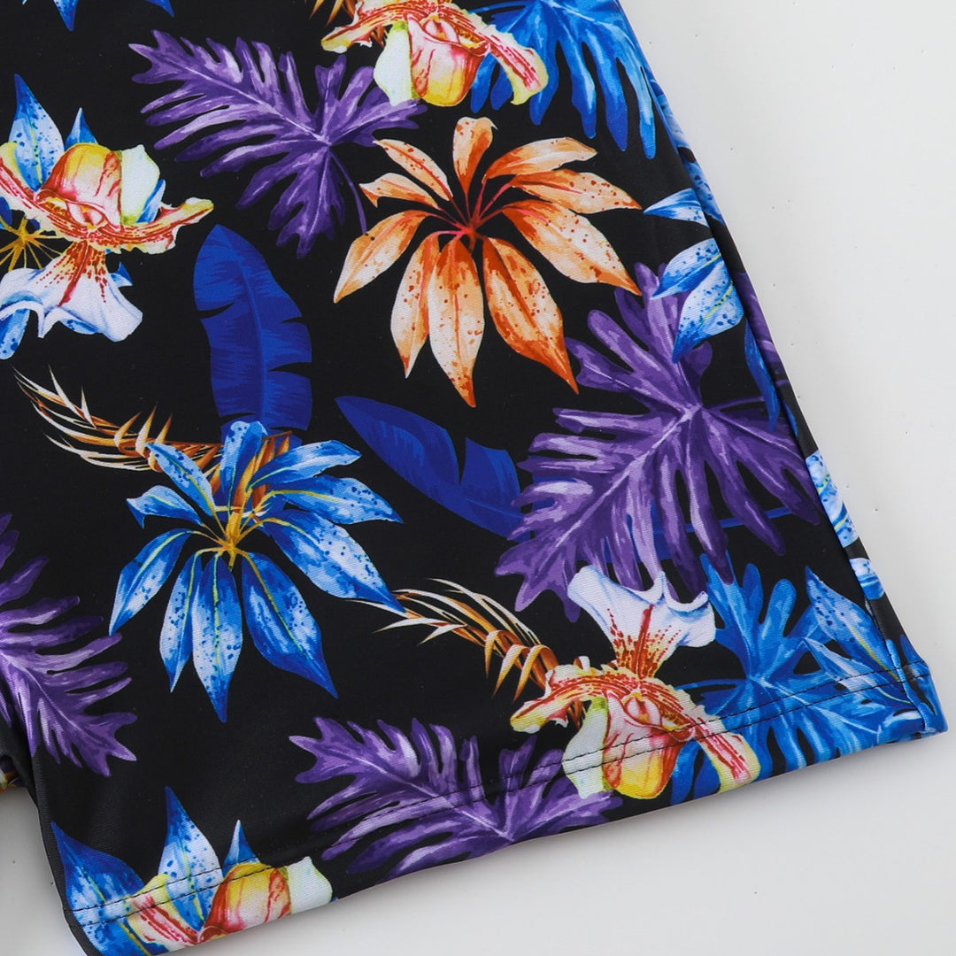Dame bikini-sæt med blomstret bandeau-overdel og sportslige shorts Stilla