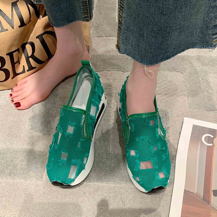 Dame Åndbare Slip-On Sneakers med stilfuld Uddragningsdesign Stilla