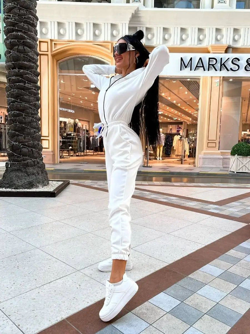 Dame jumpsuit med høj krave og elastisk talje Skovae