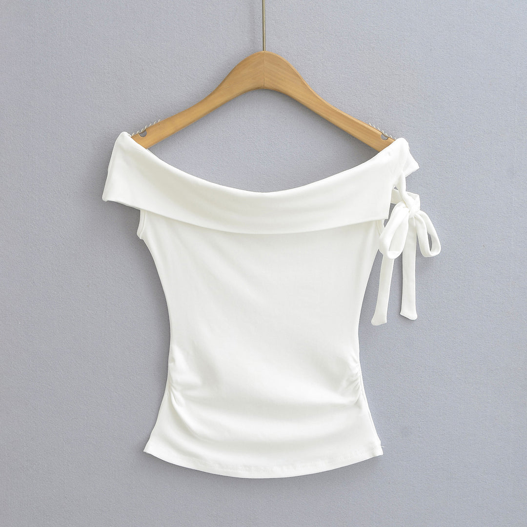 Dame Off-Shoulder Top med elegant omslagdesign og komfortabelt materiale Stilla