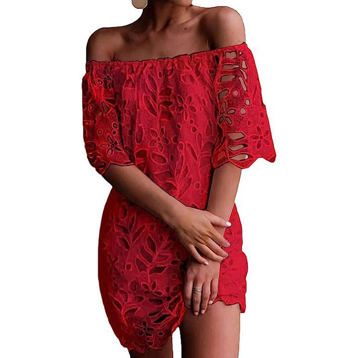 Dame Off-Shoulder Kjole med florale Cut-Outs og luftige Ærmer Stilla