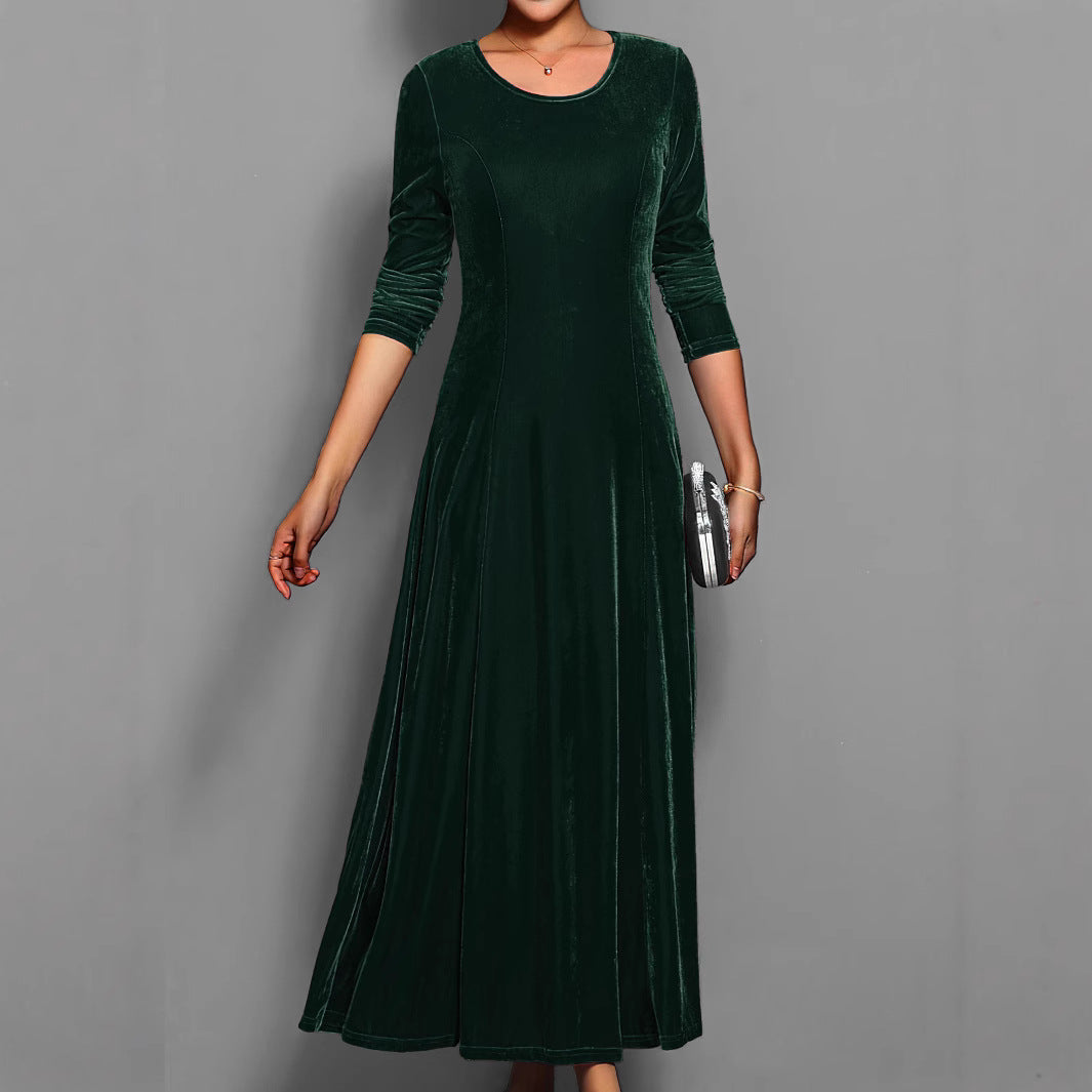 Dame elegant aftenkjole lavet af blød velour Stilla