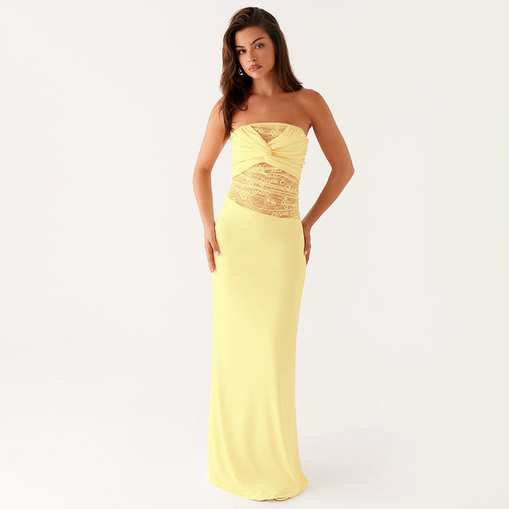 Dame maxikjole med raffineret, strapless overdel og figursmagende design Stilla