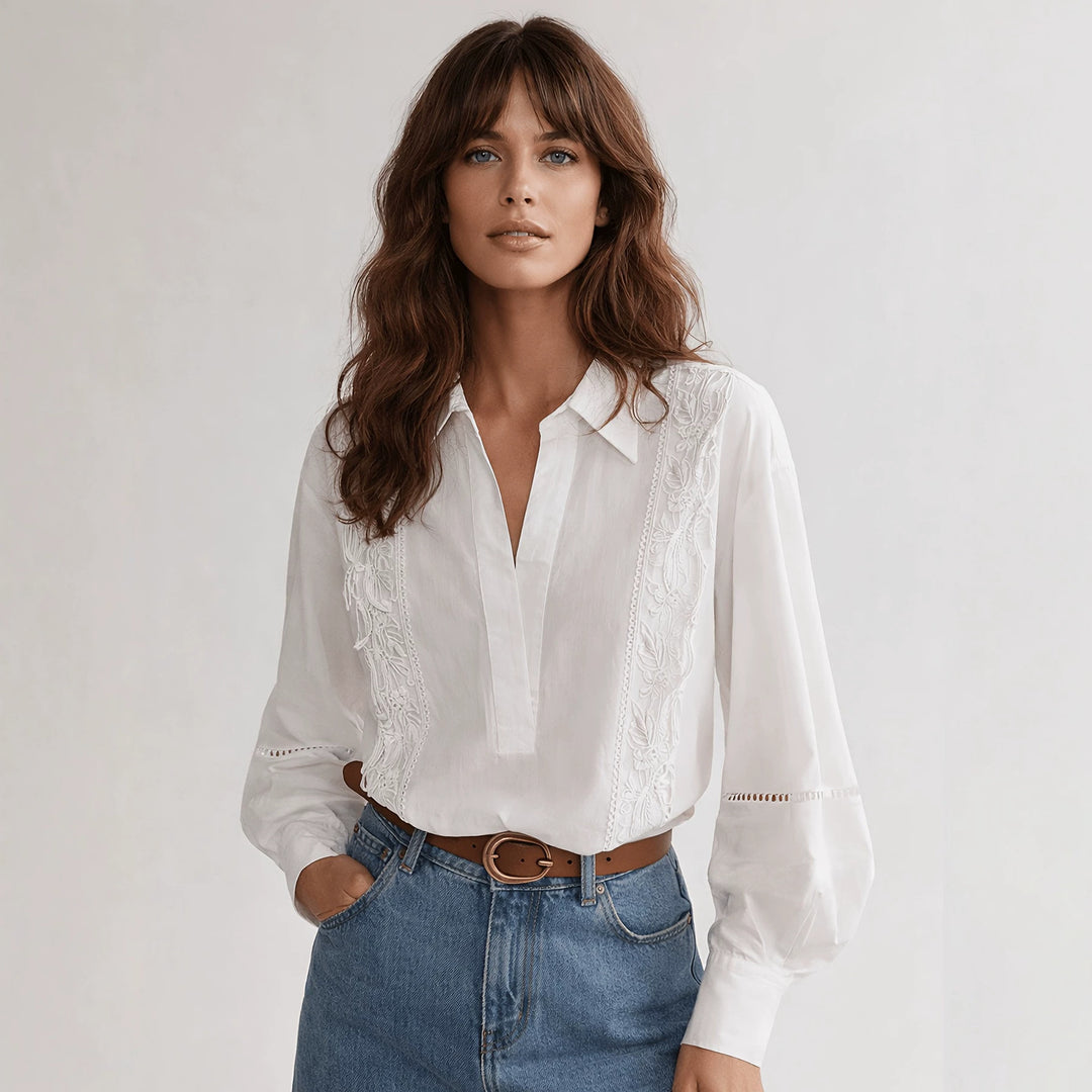 Damer Elegant Bluse med fine Broderidetaljer Skovae