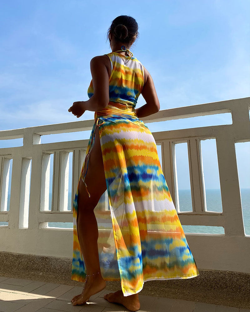 Dame maxikjole med fashionable indpakningsdesign og livligt tie-dye mønster Skovae